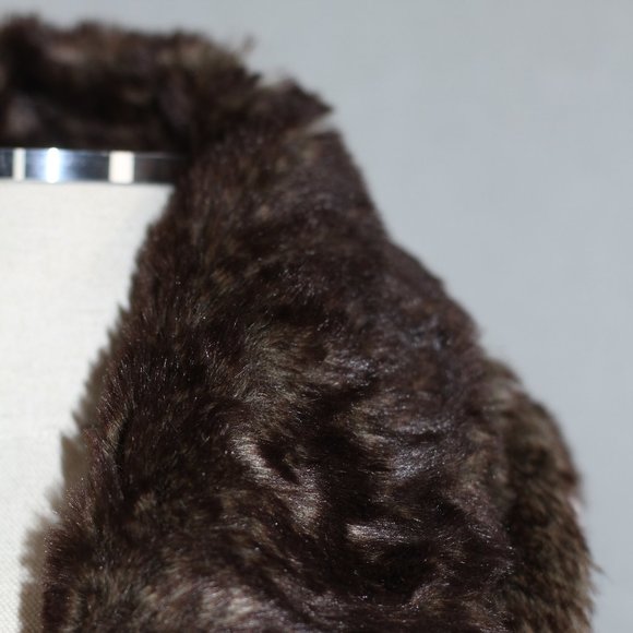 Jou Jou Brown Vest - Picture 3 of 15